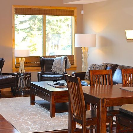Luxury Canmore Vacations エクステリア 写真