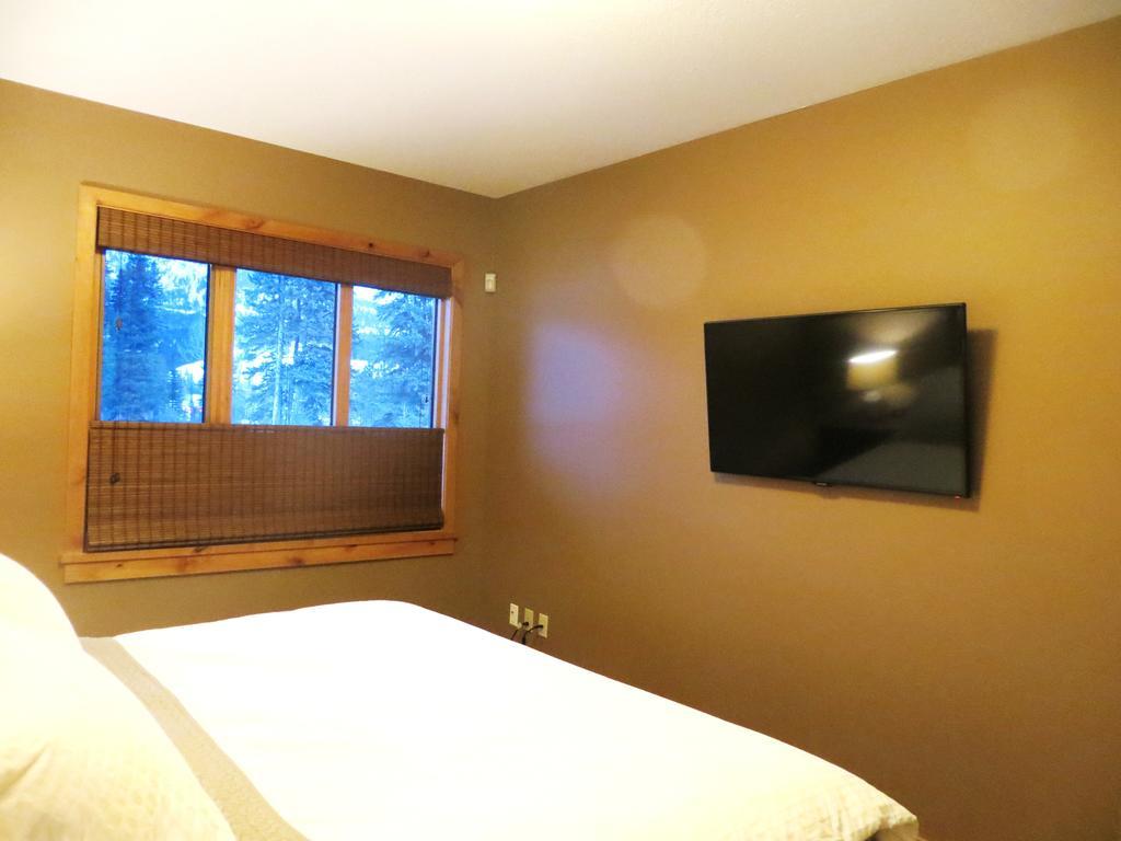 Luxury Canmore Vacations 部屋 写真